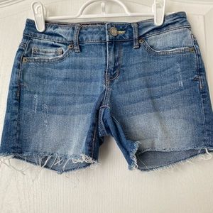 Aeropostale jean shorts size 000.